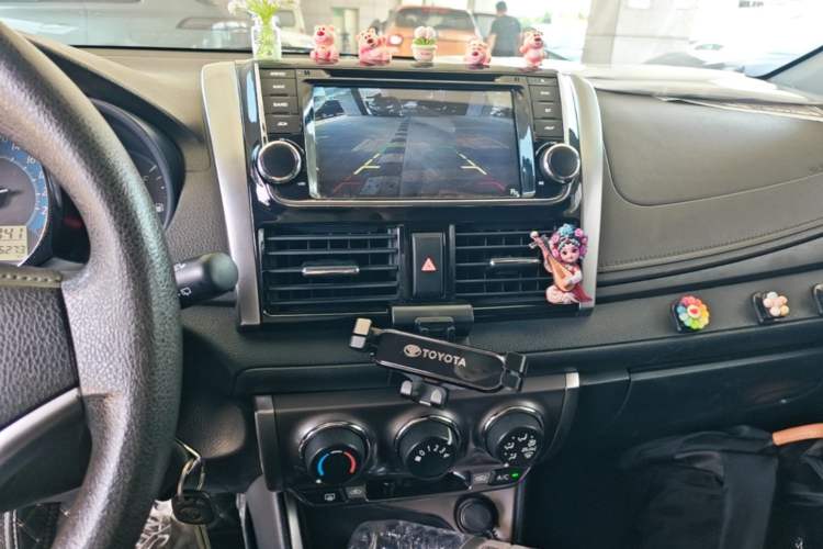 Used Toyota YARiS L Zhi Xuan 2015 1.5E Automatic Charm Edition Audio And AC Panel