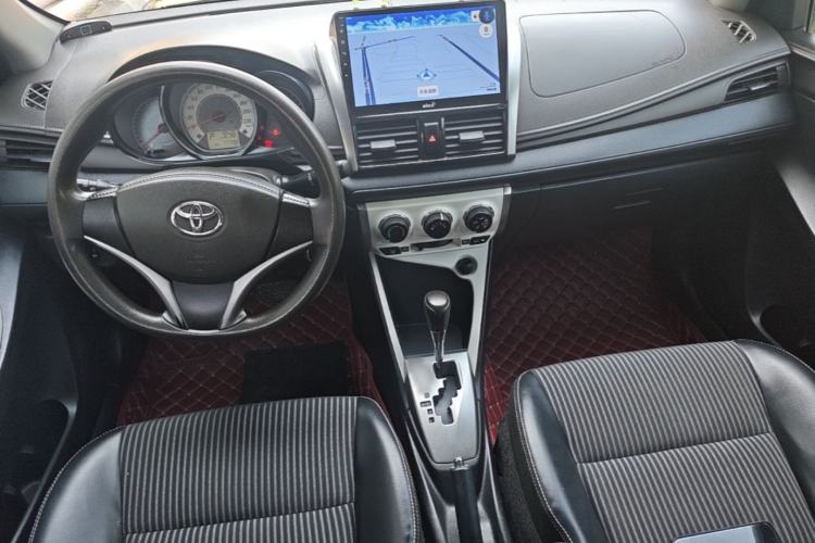 Used Toyota YARiS L Zhi Xuan 2015 1.5G Automatic Xuan Dong Sunroof Special Edition Center Console