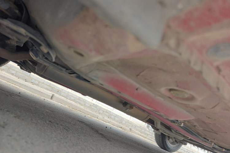 Used Toyota YARiS L Zhi Xuan 2015 1.5E Automatic Charm Edition Chassis Front Left