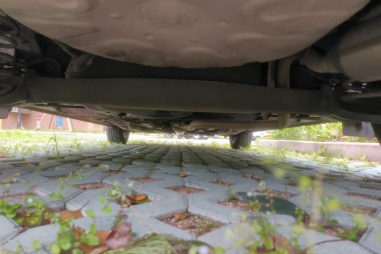 Used Toyota YARiS L Zhi Xuan 2015 1.5G Automatic Xuan Dong Sunroof Special Edition Chassis Rear