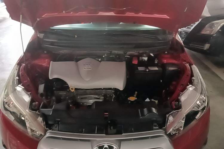 Used Toyota YARiS L Zhi Xuan 2015 1.5E Automatic Charm Edition Engine Bay
