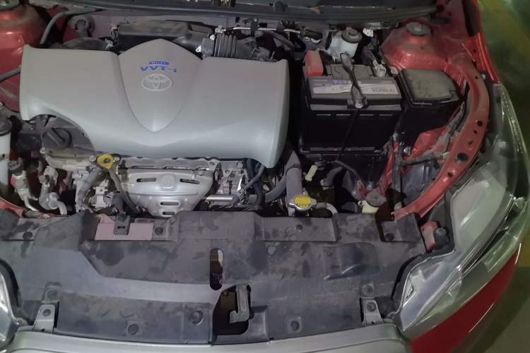 Used Toyota YARiS L Zhi Xuan 2015 1.5E Automatic Charm Edition Engine Bay Left