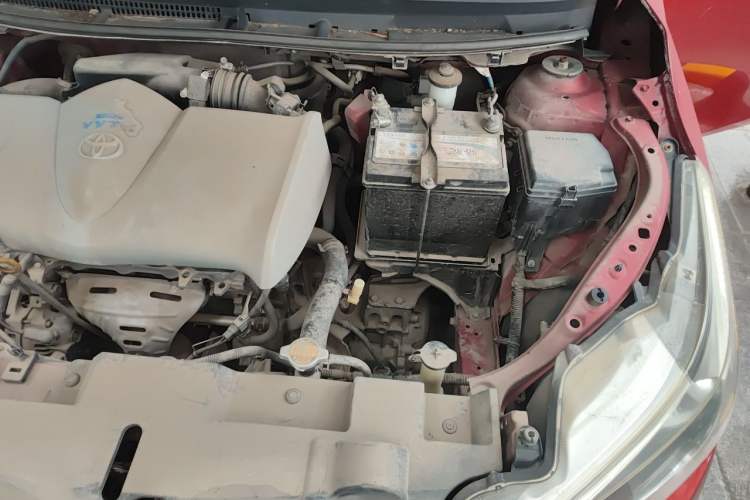 Used Toyota YARiS L Zhi Xuan 2015 1.5E Automatic Charm Edition Engine Bay Left