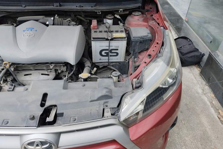 Used Toyota YARiS L Zhi Xuan 2015 1.5E Automatic Charm Edition Engine Bay Left