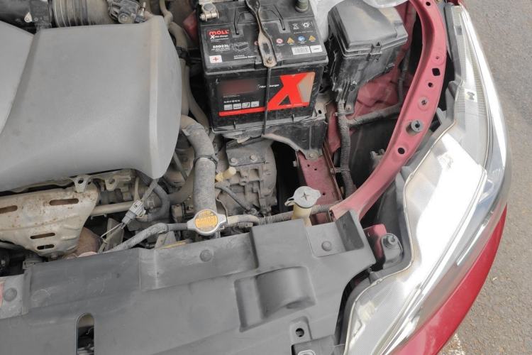 Used Toyota YARiS L Zhi Xuan 2015 1.5E Automatic Charm Edition Engine Bay Left