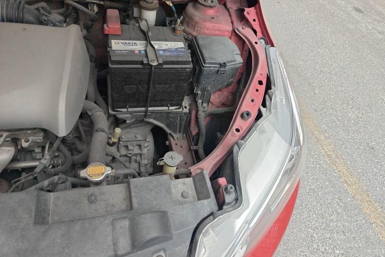Used Toyota YARiS L Zhi Xuan 2015 1.5E Automatic Charm Edition Engine Bay Left