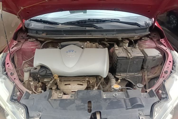 Used Toyota YARiS L Zhi Xuan 2015 1.5E Automatic Charm Edition Engine Bay