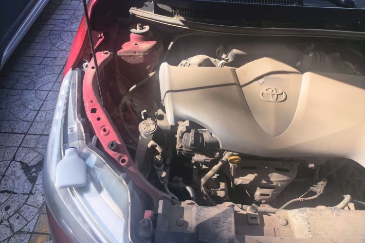 Used Toyota YARiS L Zhi Xuan 2015 1.5E Automatic Charm Edition Engine Bay Right