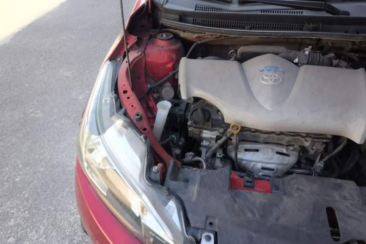 Used Toyota YARiS L Zhi Xuan 2015 1.5E Automatic Charm Edition Engine Bay Right