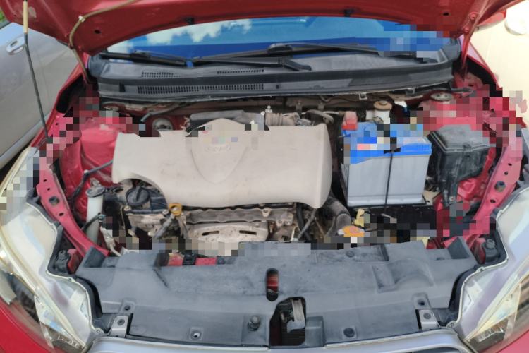 Used Toyota YARiS L Zhi Xuan 2015 1.5E Automatic Charm Edition Engine Bay
