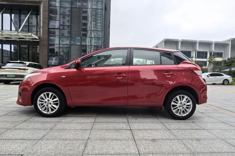 Used Toyota YARiS L Zhi Xuan 2015 1.5E Automatic Charm Edition Exterior 6
