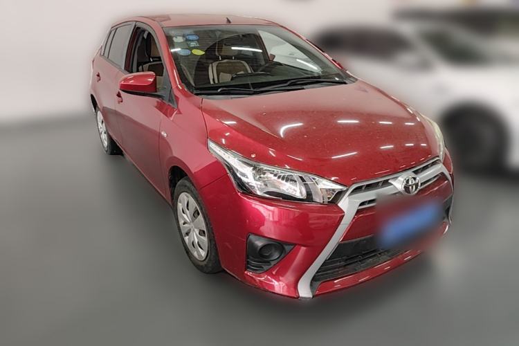 Used Toyota YARiS L Zhi Xuan 2015 1.5E Automatic Charm Edition Front Right 45 Deg