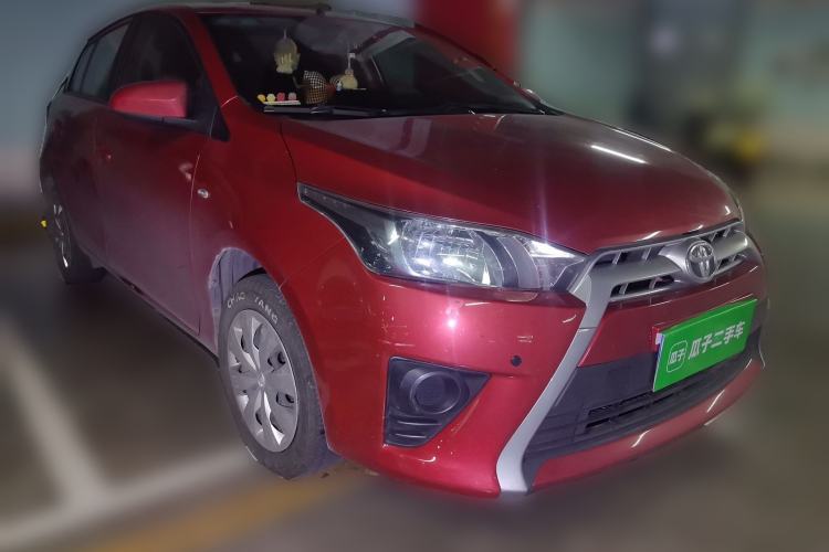 Used Toyota YARiS L Zhi Xuan 2015 1.5E Automatic Charm Edition Front Right 45 Deg