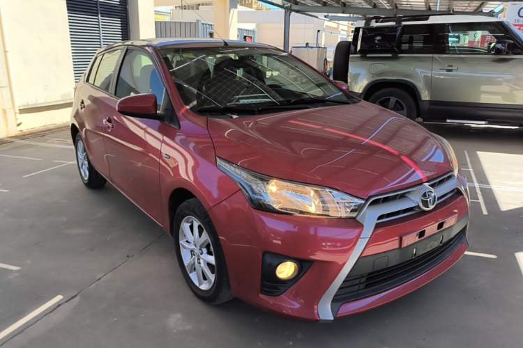 Used Toyota YARiS L Zhi Xuan 2015 1.5G Automatic Xuan Dong Sunroof Special Edition Front Right 45 Deg