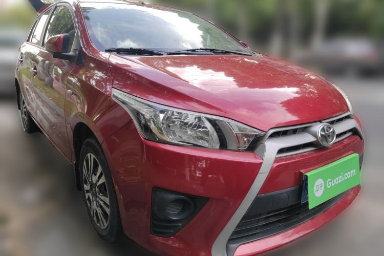 Used Toyota YARiS L Zhi Xuan 2015 1.5E Automatic Charm Edition Front Right 45 Deg