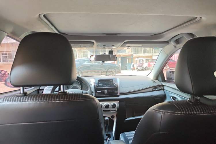Used Toyota YARiS L Zhi Xuan 2015 1.5G Automatic Xuan Dong Sunroof Special Edition Headliner