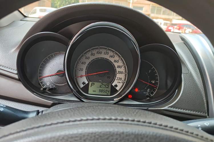 Used Toyota YARiS L Zhi Xuan 2015 1.5G Automatic Xuan Dong Sunroof Special Edition Instrument Cluster
