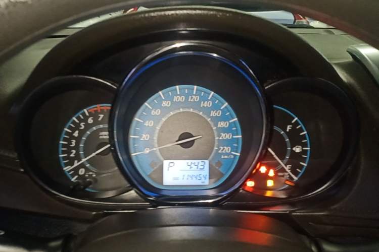 Used Toyota YARiS L Zhi Xuan 2015 1.5E Automatic Charm Edition Instrument Cluster