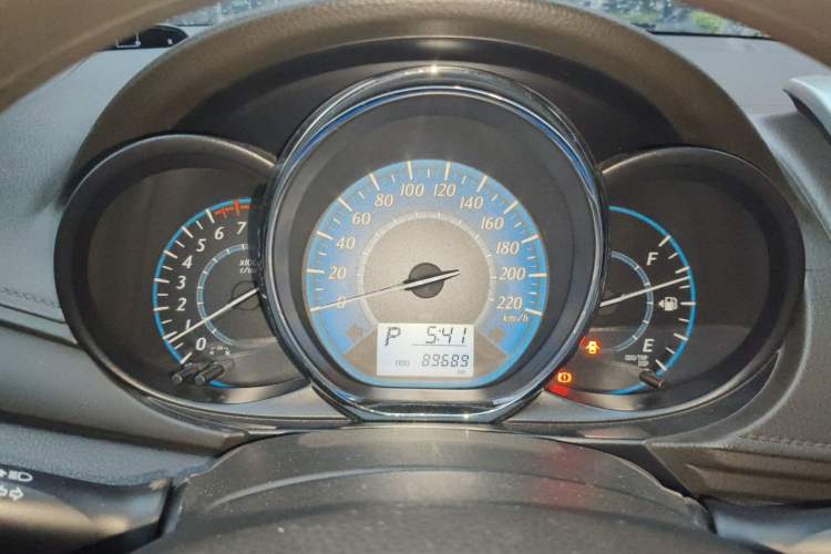 Used Toyota YARiS L Zhi Xuan 2015 1.5E Automatic Charm Edition Instrument Cluster
