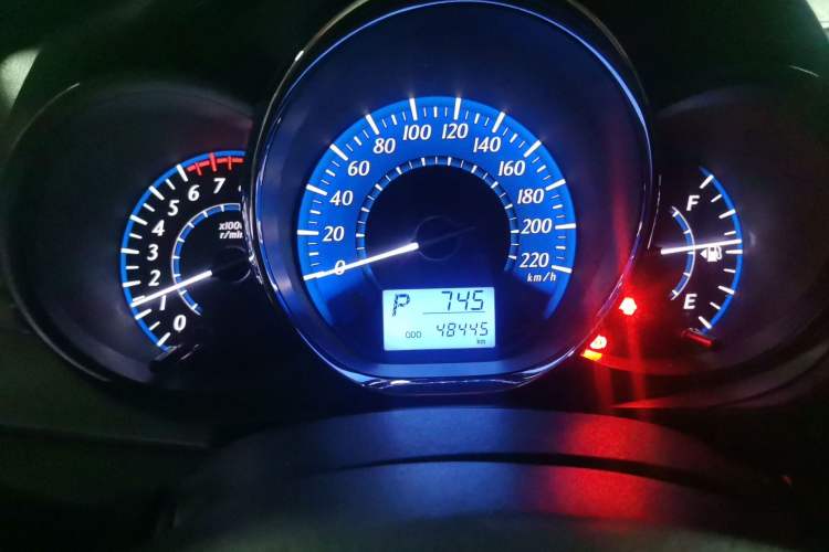 Used Toyota YARiS L Zhi Xuan 2015 1.5E Automatic Charm Edition Instrument Cluster