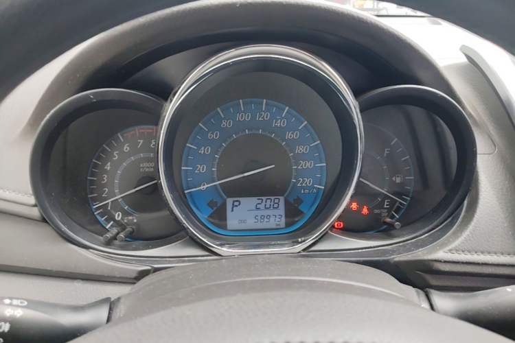 Used Toyota YARiS L Zhi Xuan 2015 1.5E Automatic Charm Edition Instrument Cluster