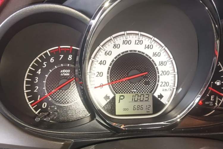 Used Toyota YARiS L Zhi Xuan 2015 1.5G Automatic Xuan Dong Sunroof Special Edition Instrument Cluster