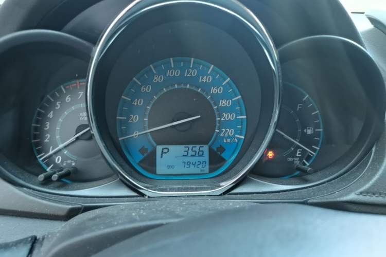 Used Toyota YARiS L Zhi Xuan 2015 1.5E Automatic Charm Edition Instrument Cluster