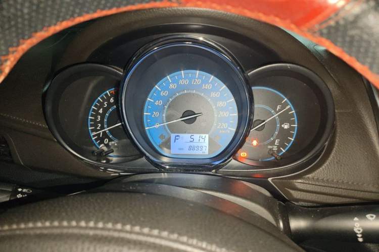 Used Toyota YARiS L Zhi Xuan 2015 1.5E Automatic Charm Edition Instrument Cluster