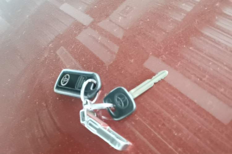 Used Toyota YARiS L Zhi Xuan 2015 1.5E Automatic Charm Edition Interior 1