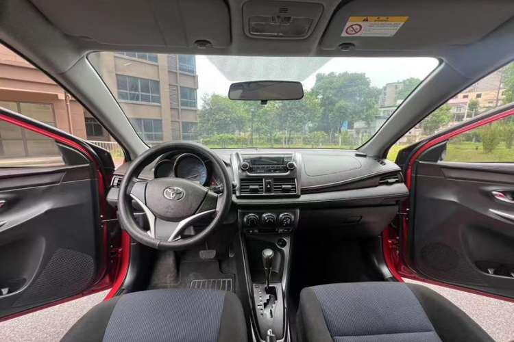 Used Toyota YARiS L Zhi Xuan 2015 1.5E Automatic Charm Edition Interior 1