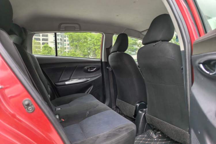 Used Toyota YARiS L Zhi Xuan 2015 1.5E Automatic Charm Edition Interior 5