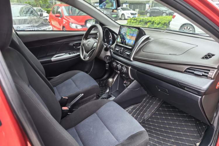 Used Toyota YARiS L Zhi Xuan 2015 1.5E Automatic Charm Edition Interior 8