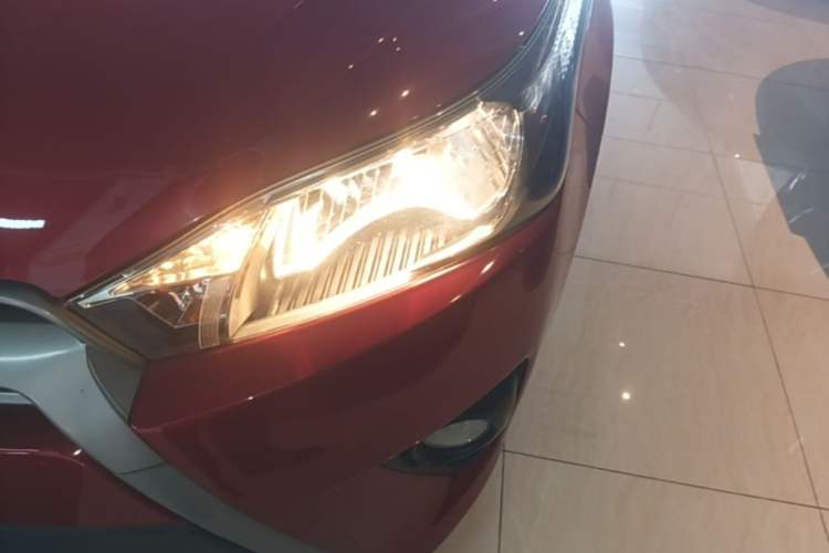 Used Toyota YARiS L Zhi Xuan 2015 1.5G Automatic Xuan Dong Sunroof Special Edition Left Front Headlight