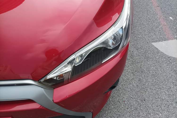 Used Toyota YARiS L Zhi Xuan 2015 1.5E Automatic Charm Edition Left Front Headlight