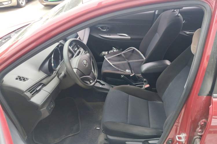 Used Toyota YARiS L Zhi Xuan 2015 1.5E Automatic Charm Edition Left Front Seat