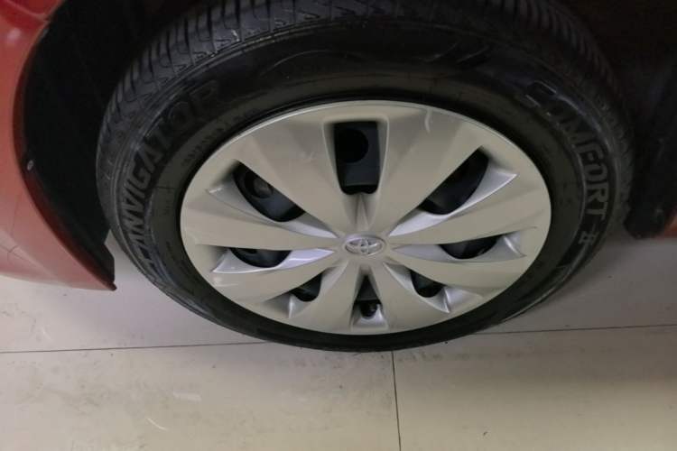 Used Toyota YARiS L Zhi Xuan 2015 1.5E Automatic Charm Edition Left Front Wheel Hub