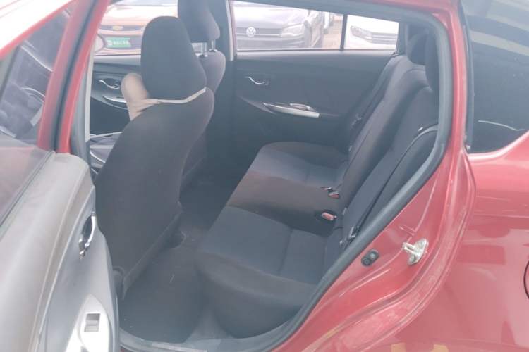 Used Toyota YARiS L Zhi Xuan 2015 1.5E Automatic Charm Edition Left Rear Seat