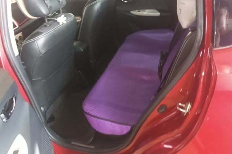 Used Toyota YARiS L Zhi Xuan 2015 1.5G Automatic Xuan Dong Sunroof Special Edition Left Rear Seat
