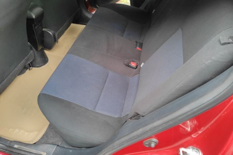Used Toyota YARiS L Zhi Xuan 2015 1.5E Automatic Charm Edition Left Rear Seat