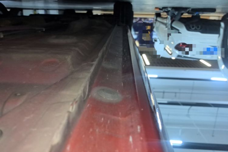 Used Toyota YARiS L Zhi Xuan 2015 1.5G Automatic Xuan Dong Sunroof Special Edition Left Side Sill