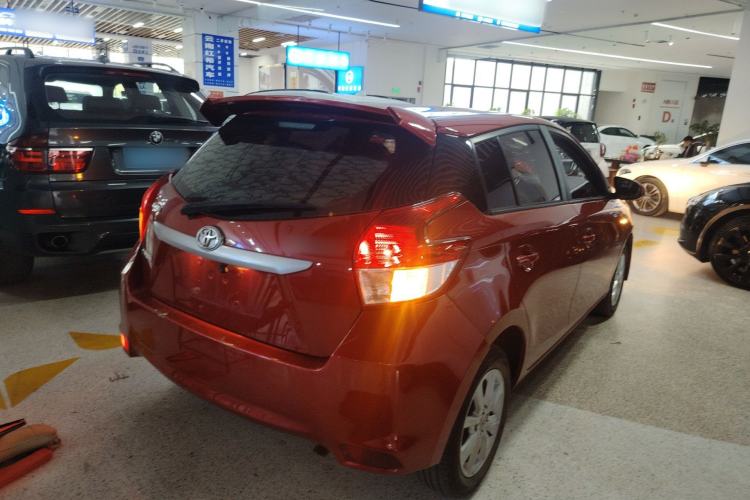 Used Toyota YARiS L Zhi Xuan 2015 1.5G Automatic Xuan Dong Sunroof Special Edition Rear Right 45 Deg