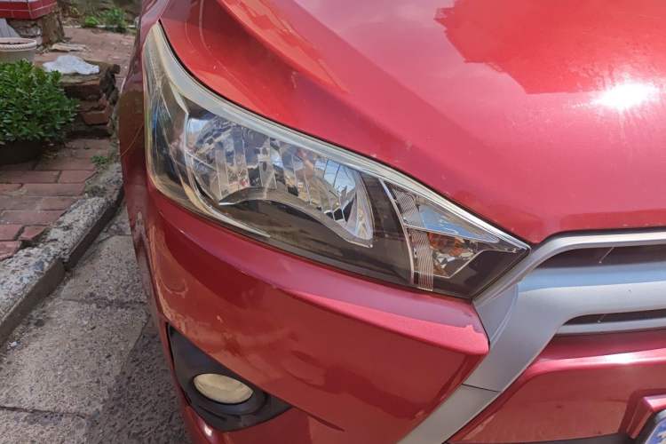 Used Toyota YARiS L Zhi Xuan 2015 1.5G Automatic Xuan Dong Sunroof Special Edition Right Front Headlight