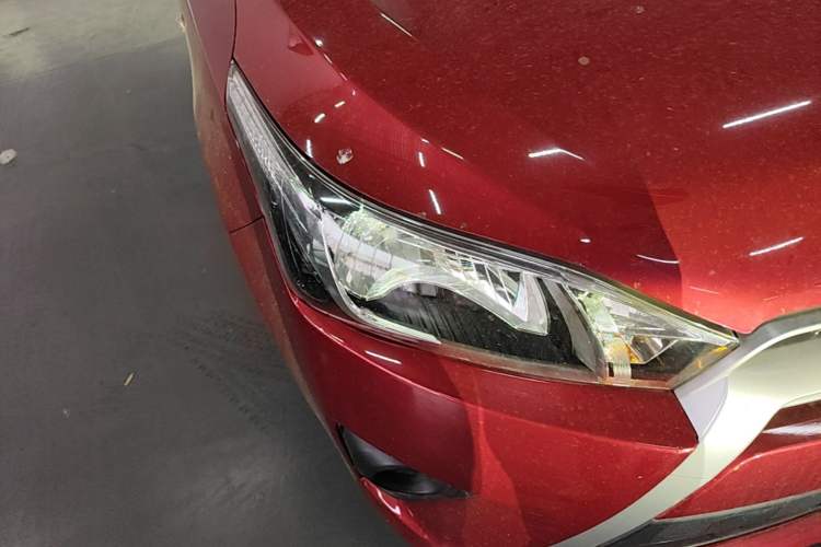 Used Toyota YARiS L Zhi Xuan 2015 1.5E Automatic Charm Edition Right Front Headlight