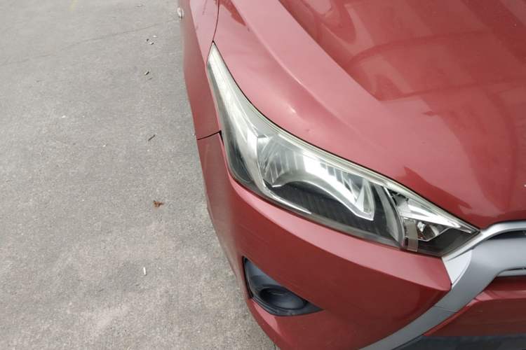 Used Toyota YARiS L Zhi Xuan 2015 1.5E Automatic Charm Edition Right Front Headlight