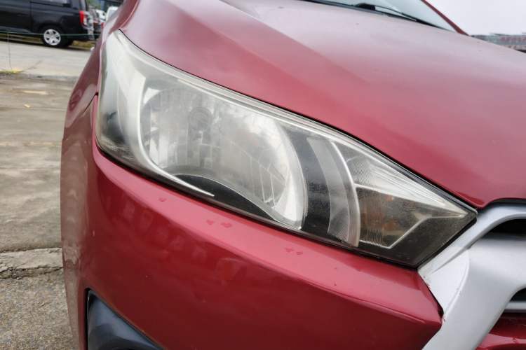 Used Toyota YARiS L Zhi Xuan 2015 1.5E Automatic Charm Edition Right Front Headlight