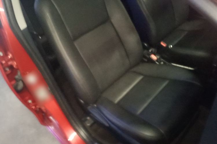 Used Toyota YARiS L Zhi Xuan 2015 1.5E Automatic Charm Edition Right Front Seat