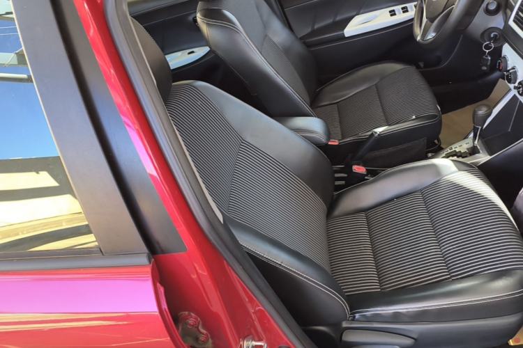 Used Toyota YARiS L Zhi Xuan 2015 1.5G Automatic Xuan Dong Sunroof Special Edition Right Front Seat