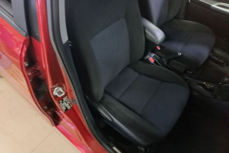 Used Toyota YARiS L Zhi Xuan 2015 1.5E Automatic Charm Edition Right Front Seat