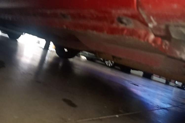 Used Toyota YARiS L Zhi Xuan 2015 1.5E Automatic Charm Edition Right Side Sill