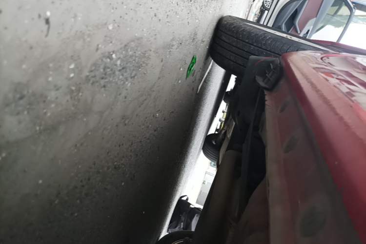 Used Toyota YARiS L Zhi Xuan 2015 1.5E Automatic Charm Edition Right Side Sill